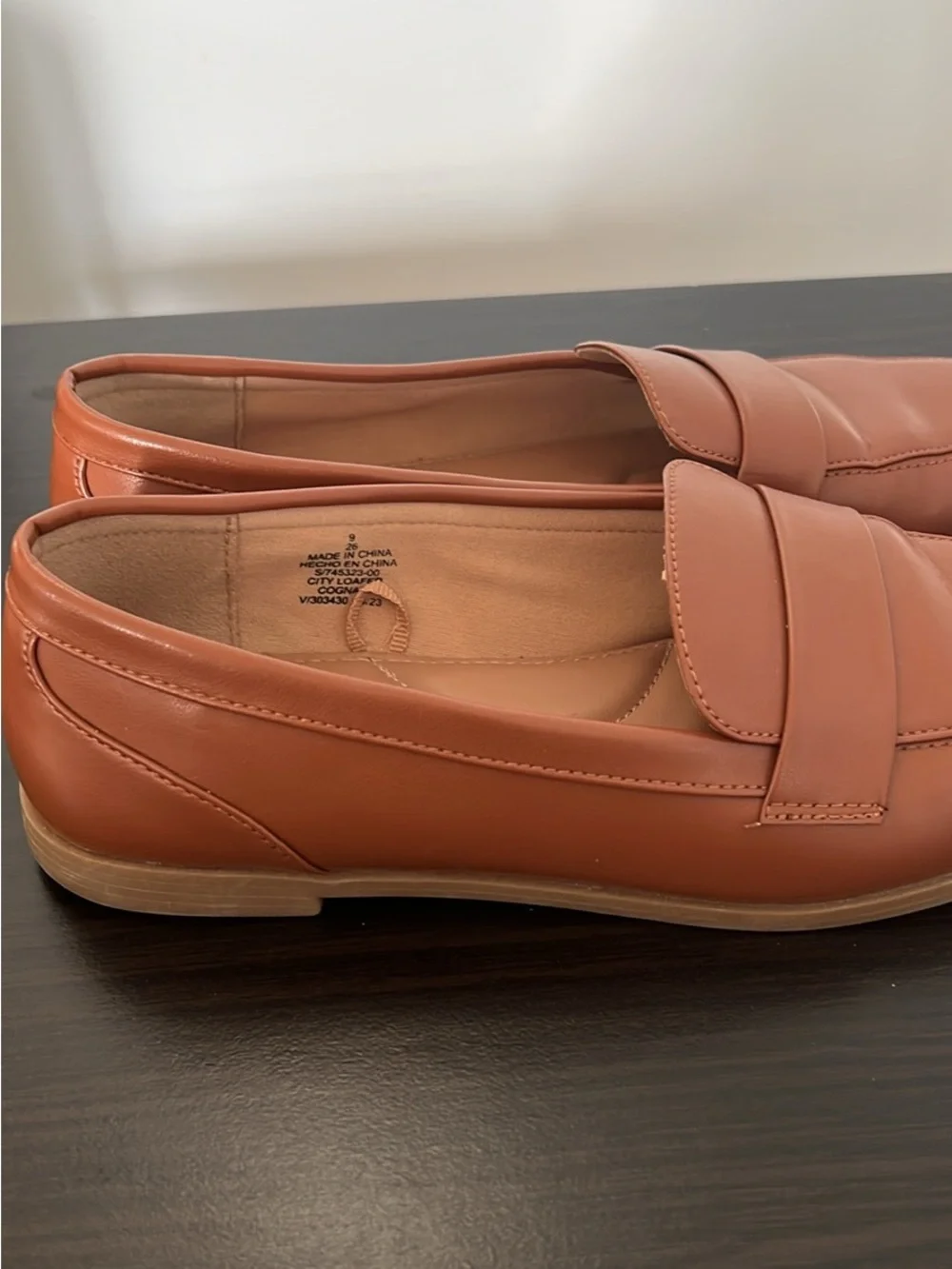 Old Navy Women's Tan Penny Loafers